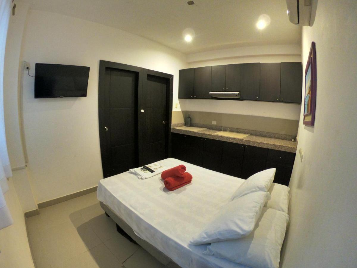 Kiwi Suites Hostel Montanita Ngoại thất bức ảnh
