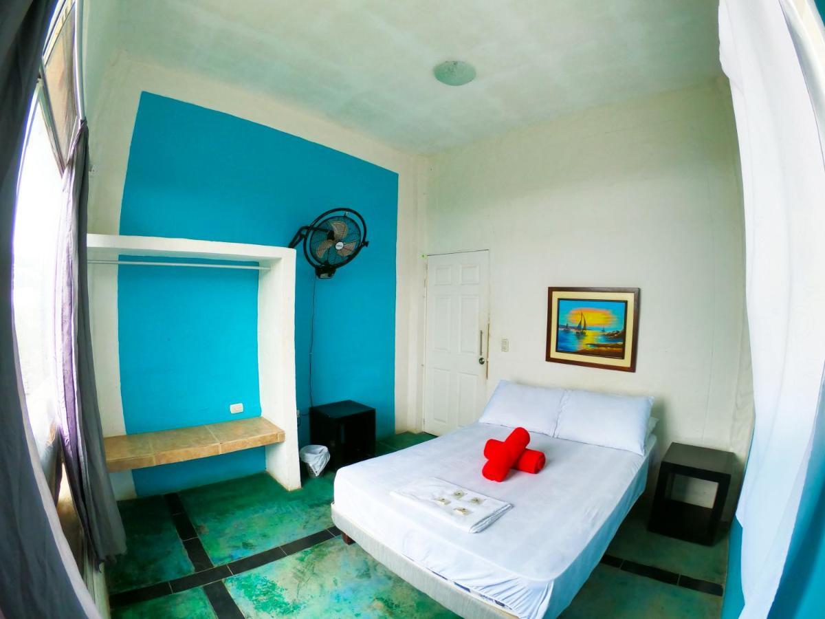 Kiwi Suites Hostel Montanita Ngoại thất bức ảnh