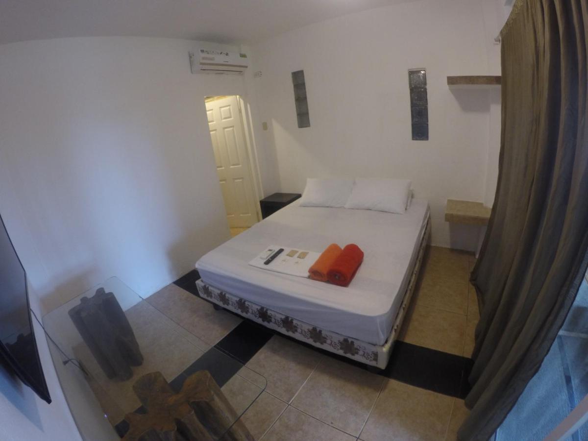 Kiwi Suites Hostel Montanita Ngoại thất bức ảnh